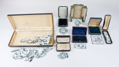 Clare Finin, enamel, memory